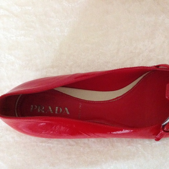PRADA LUX Pointed Toes Flats Authentic Sz 6.5 - Picture 5 of 5